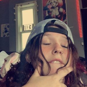 Meet your Posher, Alyvia